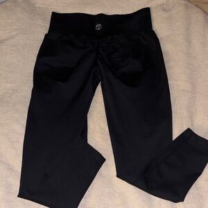 Til You Collapse Black Scrunch Leggings